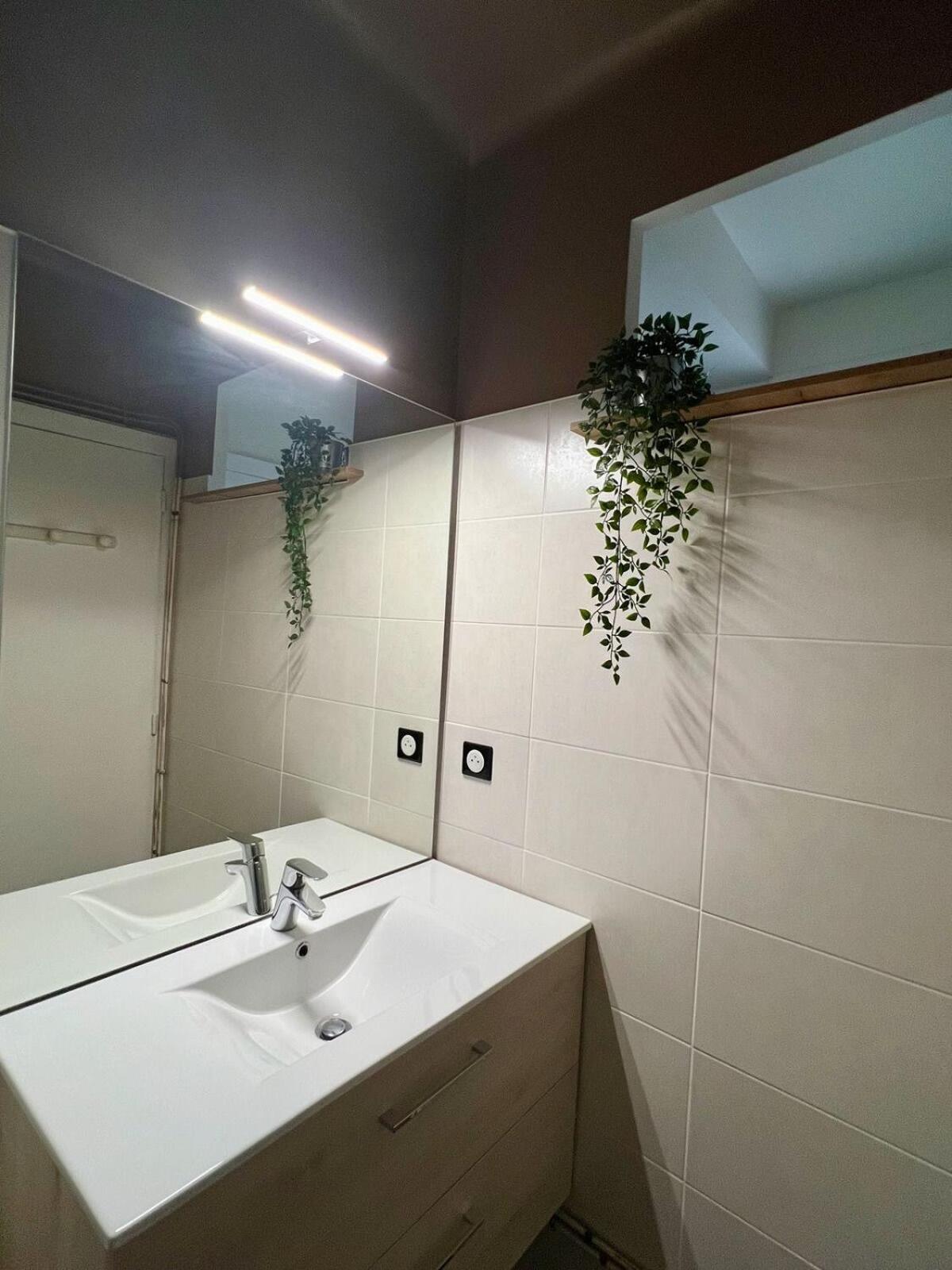 Casa Brune - T3 En Centre Ville - Proche Gare Brive-la-Gaillarde Kültér fotó